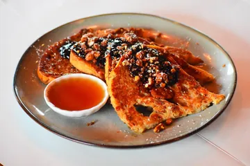 Cinnamon Praline French Toast